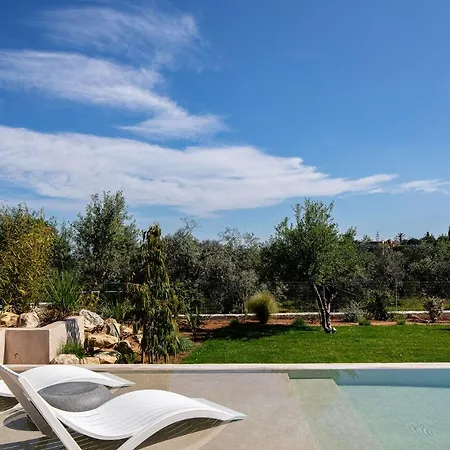 Heniochos * Ханья