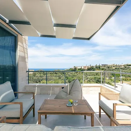 Heniochos Вилла Ханья