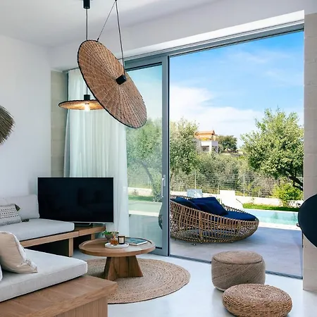 Heniochos * Ханья