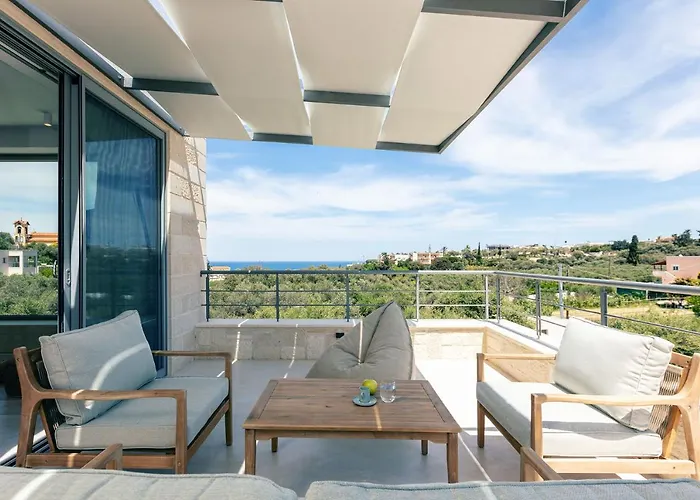 Heniochos Villa La Canea