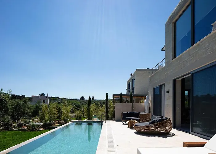 Heniochos Villa La Canea