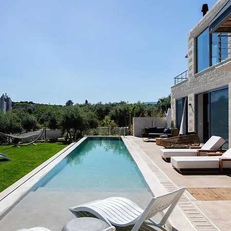 Heniochos * חאניה