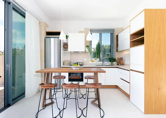 Heniochos Chania (Crete)